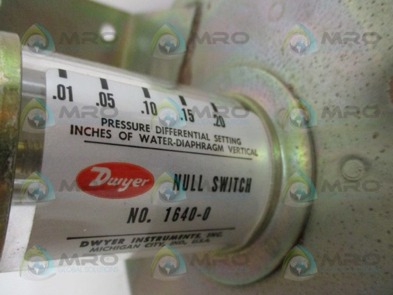 DWYER 1640-0 FLOATING CONTACT NULL SWITCH UNMP
