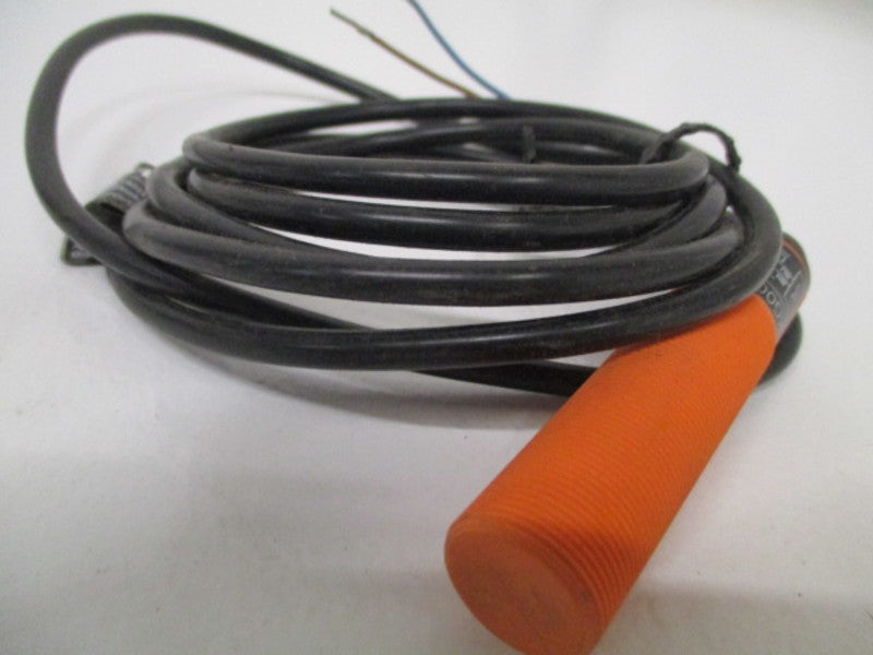 IFM EFECTOR KG0003 CAPACITIVE PROXIMITY SENSOR UNMP