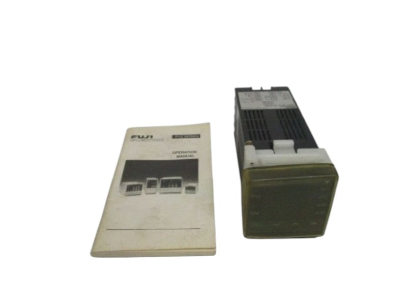 FUJI ELECTRIC PYX4MHY1-000YF TEMPERATURE CONTROLLER NSNP