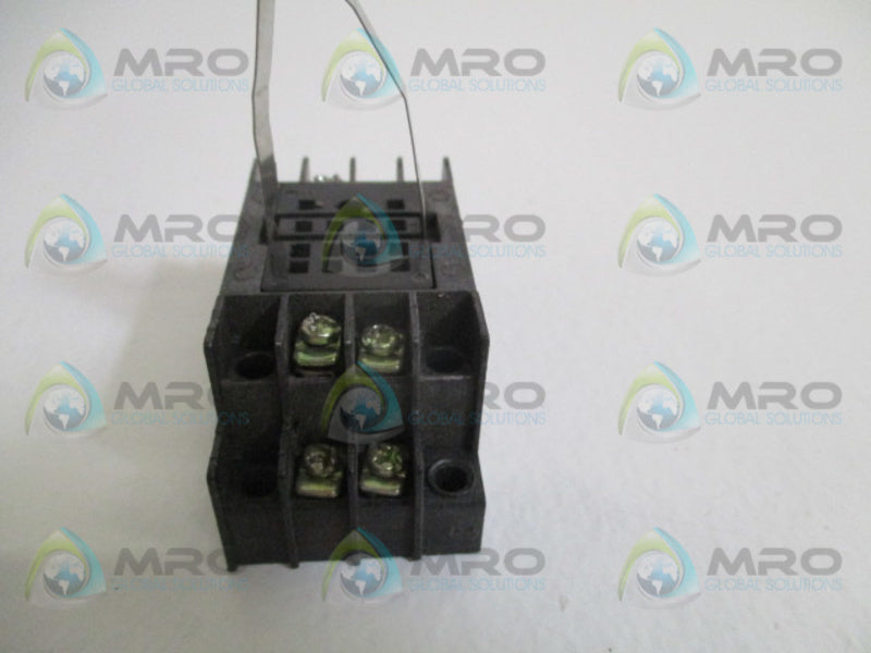 FUJI ELECTRIC TP58X RELAY SOCKET BASE UNMP
