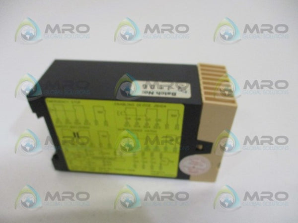 GUARDMASTER MINOTAUR MSR4T SAFETY RELAY CONTACTOR 24VDC NSMP