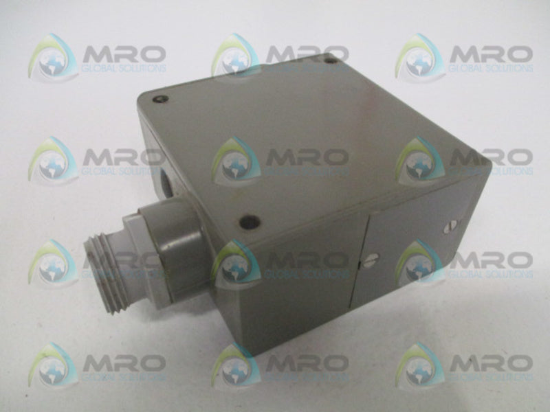 HYDE PARK SUPERPROX SM556A-118N ULTRASONIC ANALOG SENSOR NSNP