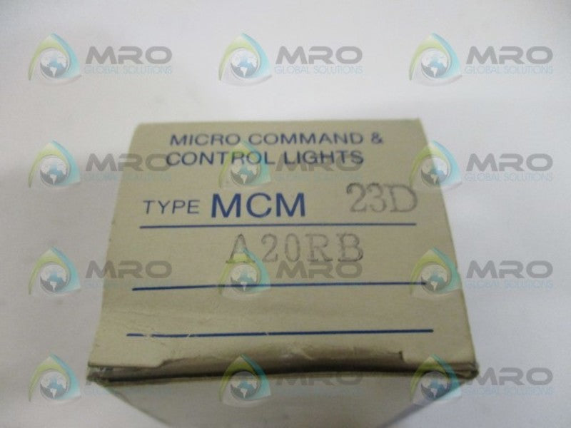IDEC MCM23D-A20RB CLEAR PUSHBUTTON  NSMP