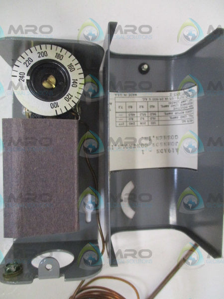JOHNSON CONTROLS A19ADN-1 TEMPERATURE CONTROL 100/240 DEG FNSMP