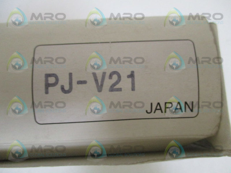KEYENCE PJ-V21 SAFETY LIGHT CURTAIN NSMP