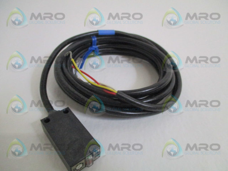 KEYENCE PZ-42L (2.5M) PHOTOELECTRIC SENSOR AMPLIFIER NSMP