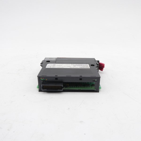 ALLEN BRADLEY 1756-IA16 SER. A F/W 2.5 120VAC UNMP