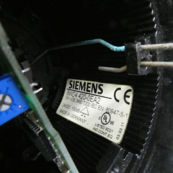 SIEMENS 8WD4420-0EA2 24VDC NSNP