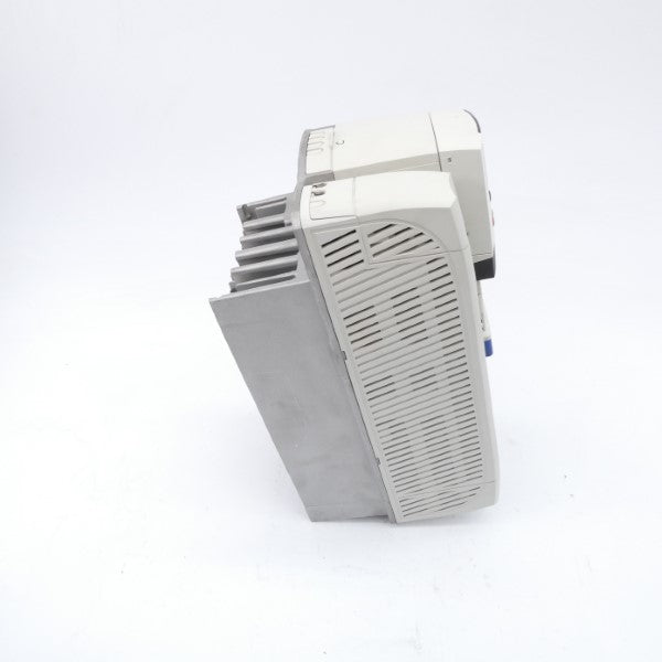 CONTROL TECHNIQUES SP2404 380-480V 26.6A UNMP