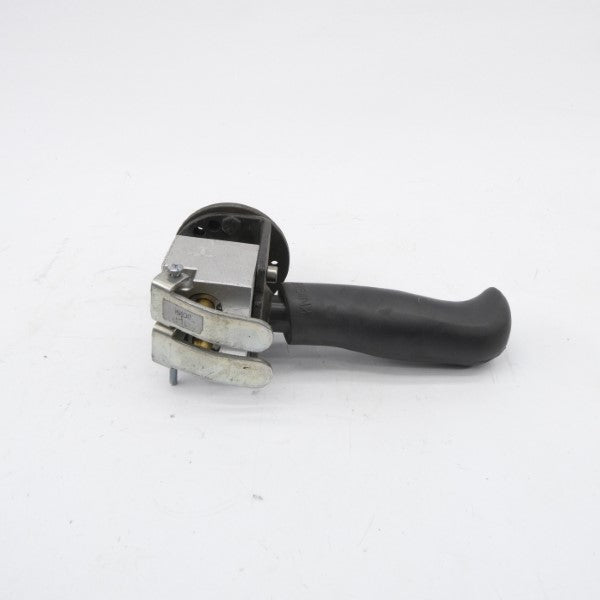 HANDLE 88882M (AS PICTURED) UNMP