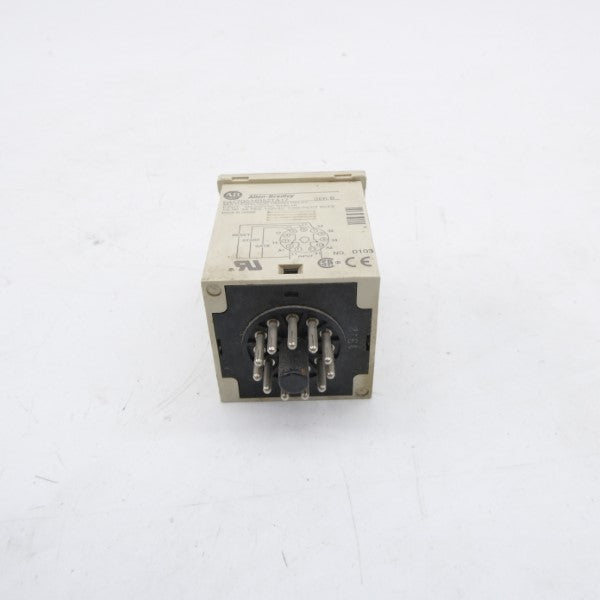 ALLEN BRADLEY 700-HR52TA17 SER. B 100-240VAC 5A 0-60S NSNP