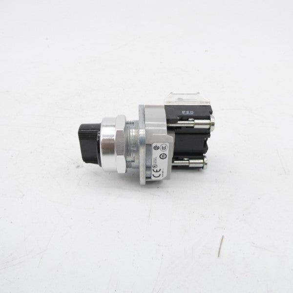 ALLEN BRADLEY 800T-J5A SER. T NSNP
