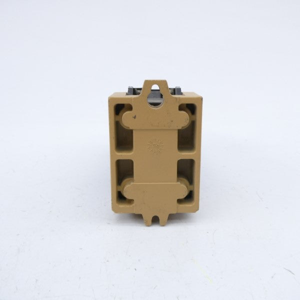 ALLEN BRADLEY 700-P400A1 SER. B 110/115-120V 10A (AS PICTURED1) NSNP