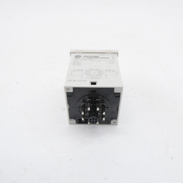 ALLEN BRADLEY 700-HRF72DU27 SER. D 120VAC 5A 0.5S-300H (WH) NSMP