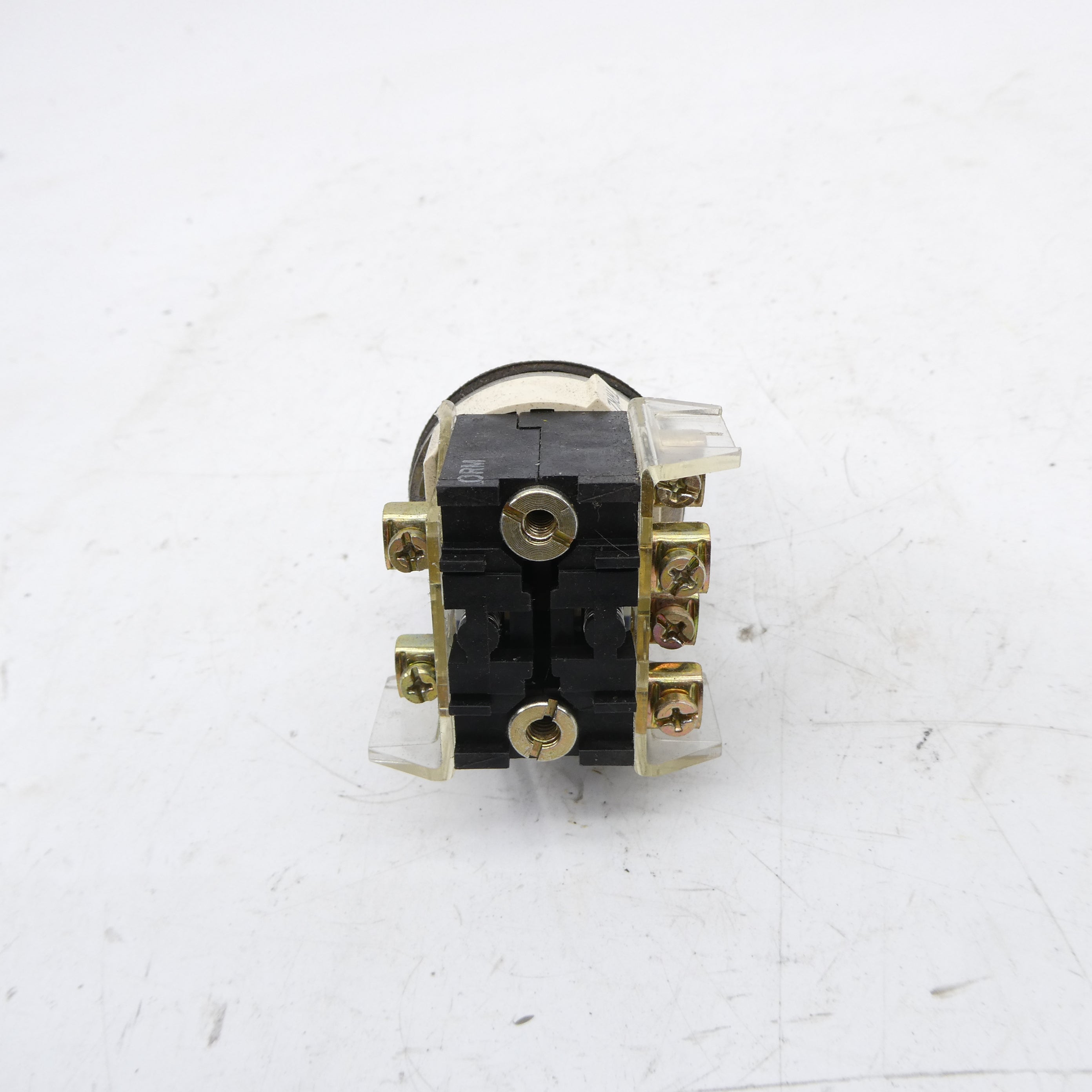 ALLEN BRADLEY 800T-H33KB6 SER. T (NO KEY) NSNP