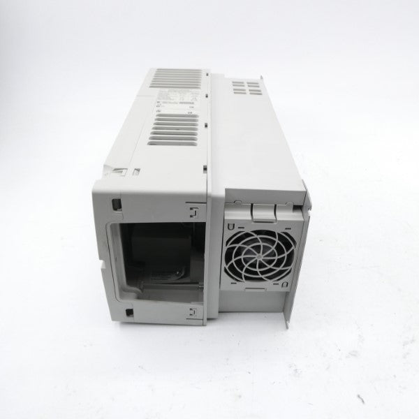 ALLEN BRADLEY 20G11ND027AA0NNNNN SER. A F/W 7.001 432-528VAC 24.8A NSNP
