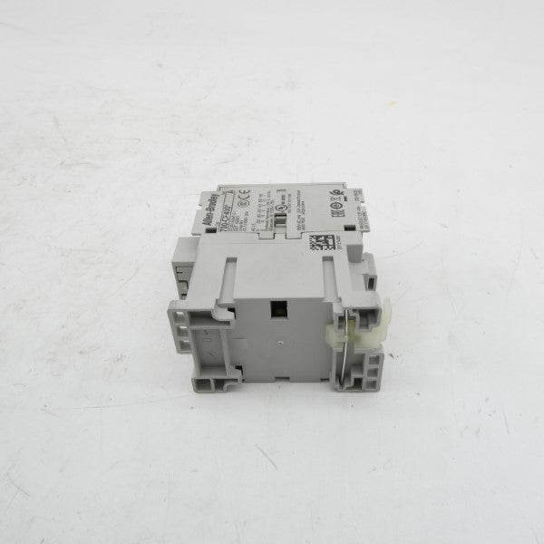 ALLEN BRADEY 700-CF400D SER. A 110/120V 20A (WH) NSMP