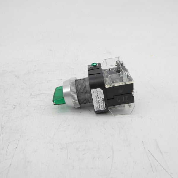 ALLEN BRADLEY 800T-24JG2KB7AX SER. U 24VAC/DC (WH) NSMP