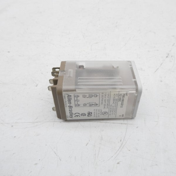 ALLEN BRADLEY 700-HB32Z12 SER. C 230VAC 8.3A (WH/BL) NSMP