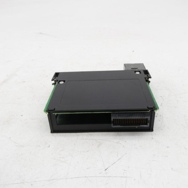 ALLEN BRADLEY 1756-IV32 SER. A F/W 3.2 10-30VDC NSNP