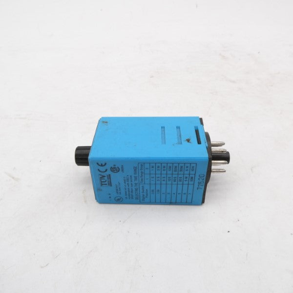 IDEC RTE-P11 120VAC 10A 1S-10M/1M-10H NSNP