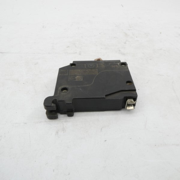 CUTLER HAMMER CH120 120/240VAC (AS PICTURED) UNMP