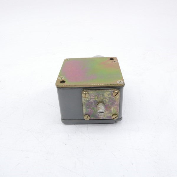 SQUARE D 9012ACW-8 SER. B 600V 15A NSNP