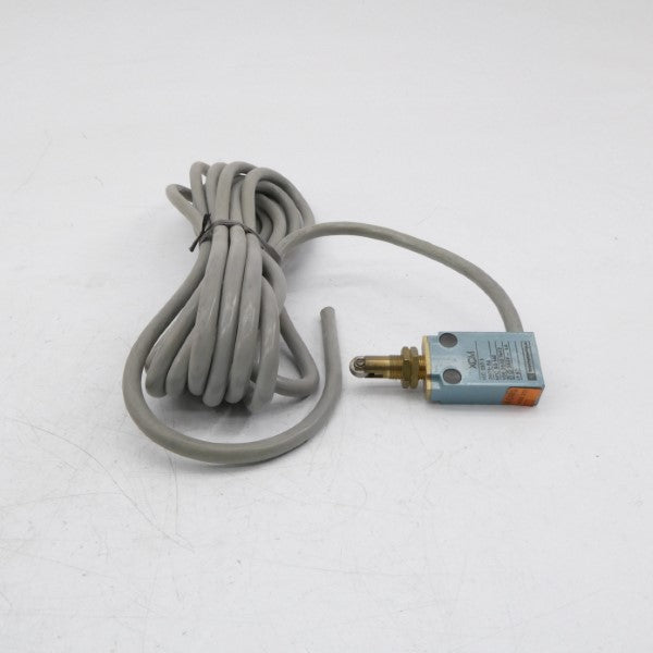 TELEMECANIQUE XCM-G5025 380V 6A NSNP