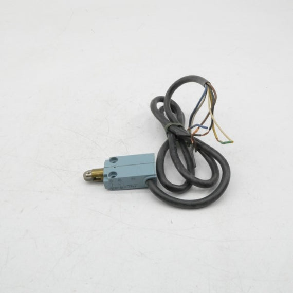 TELEMECANIQUE XCM-A102H7 240V 1.5A NSNP