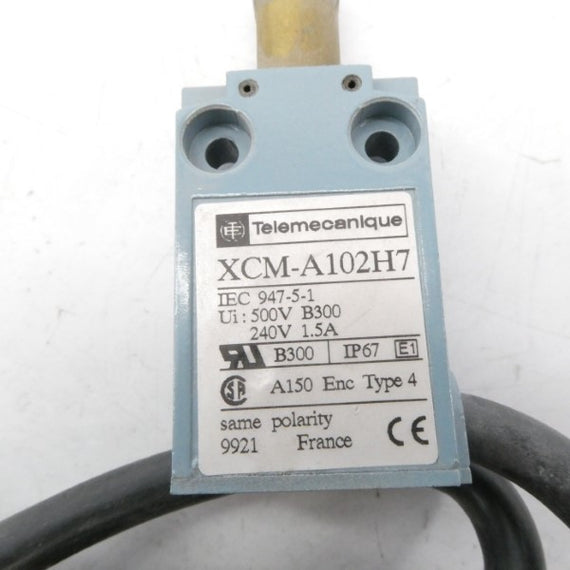 TELEMECANIQUE XCM-A102H7 240V 1.5A NSNP