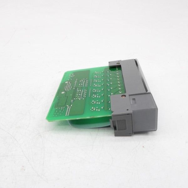 ALLEN BRADLEY 1746-IB8 SER. A 10-30VDC (BR/WH) NSMP
