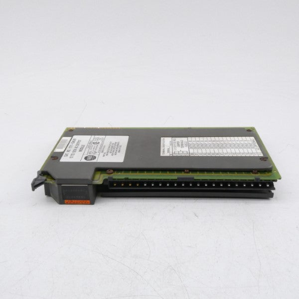 ALLEN BRADLEY 1771-OAD SER. B 12-120VAC (NO TERMINAL) UNMP