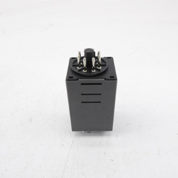 IDEC GT3A-2AF20 120-240VAC 5A NSMP