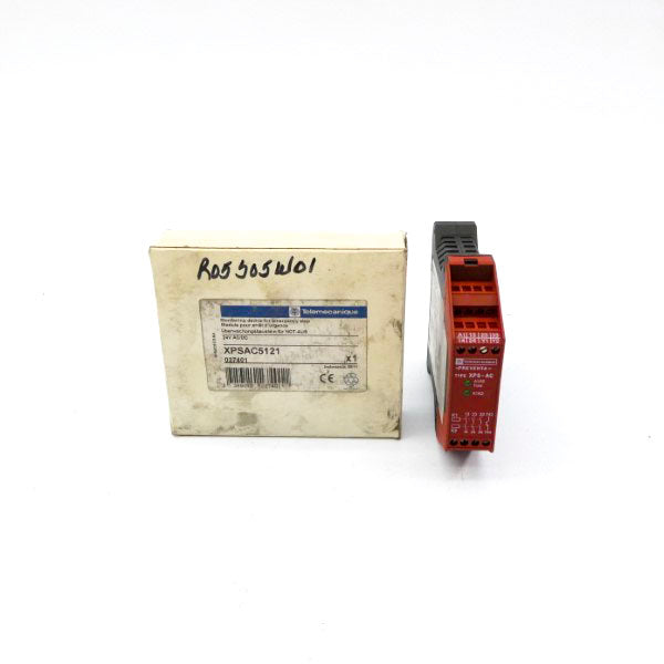 TELEMECANIQUE XPSAC5121 24VAC/DC NSMP