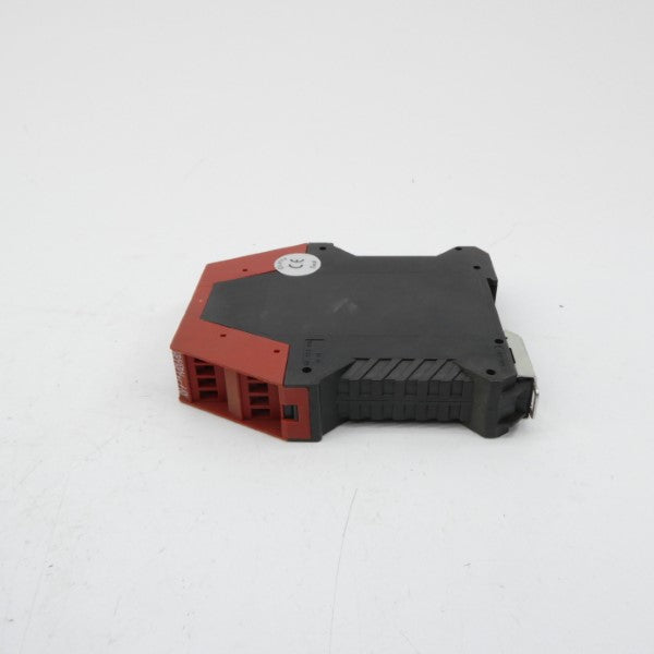 TELEMECANIQUE XPSAC5121 24VAC/DC NSMP
