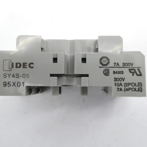 IDEC SY4S-05 300V 10A NSNP