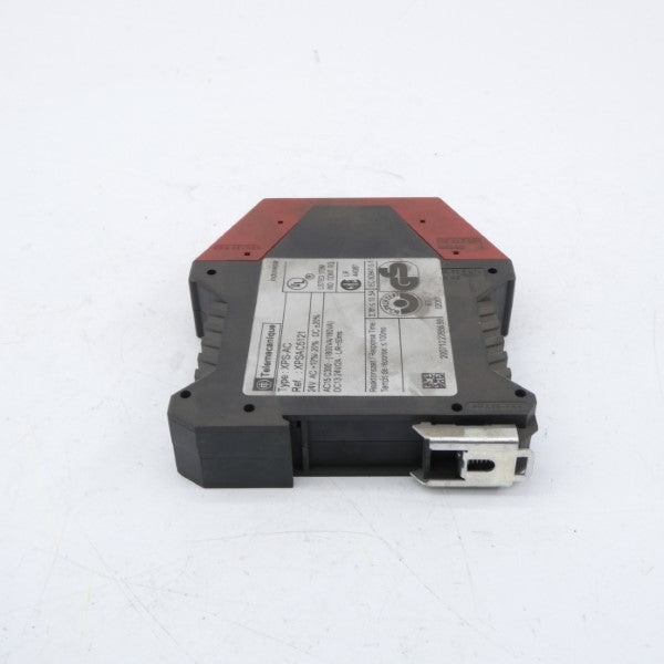 TELEMECANIQUE XPSAC5121 24VAC UNMP