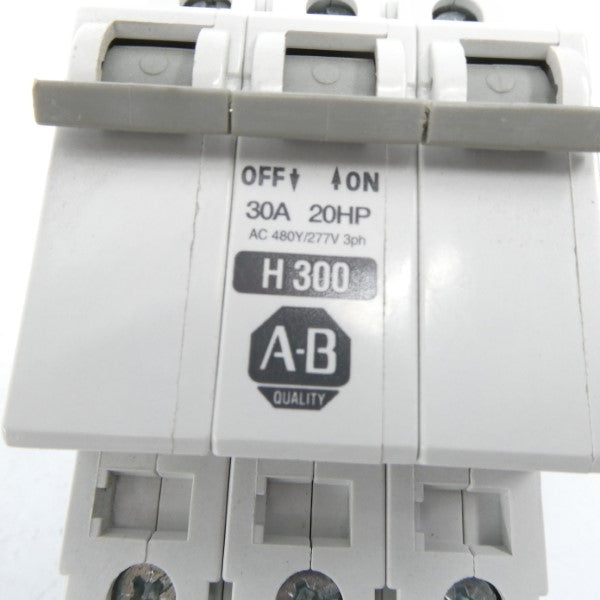 ALLEN BRADLEY 1492-CB3H300 SER. C 277VAC 30A NSMP