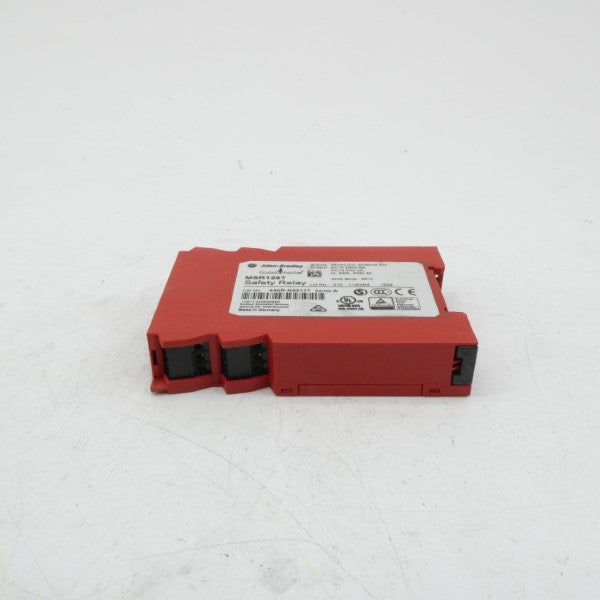 ALLEN BRADLEY 440R-N23117 SER. A 24VAC/DC 3A NSNP