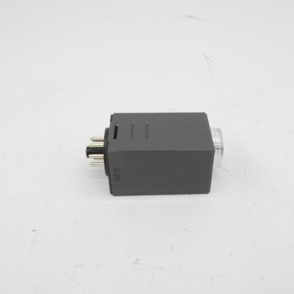IDEC GT3A-2AF20 120VAC 5A NSNP