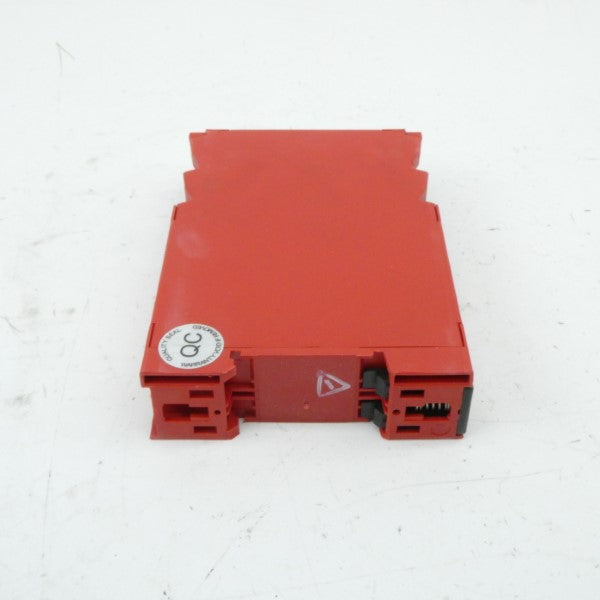 ALLEN BRADLEY 440R-N23123 SER. A 24VAC/DC 3A NSNP