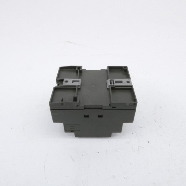 SIEMENS 6ED1052-1MD00-0BA3 240VAAC 10A NSNP