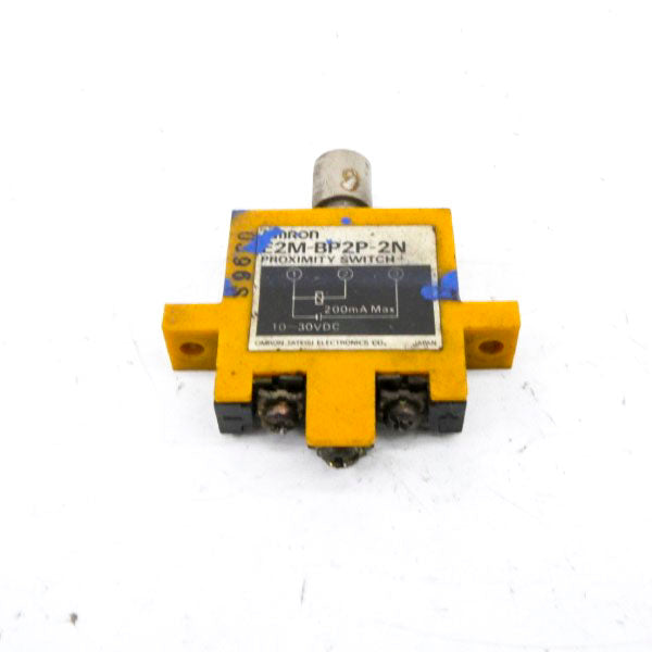 OMRON E2M-BP2P-2N 10-30VDC UNMP