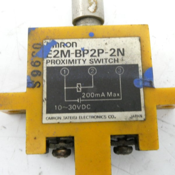 OMRON E2M-BP2P-2N 10-30VDC UNMP