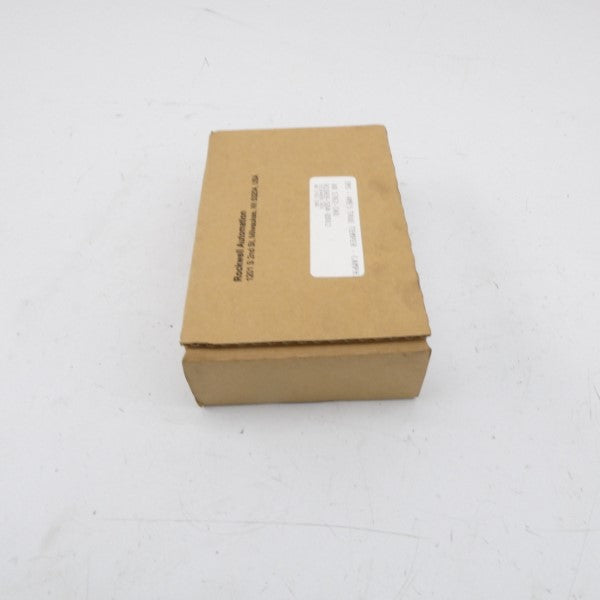 ALLEN BRADLEY 1762-IA8 SER. A 120VAC DATE: 2018 REV. C NSFS