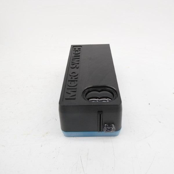 MICRO SWITCH FE-MLS8C 120VAC 10A NSMP