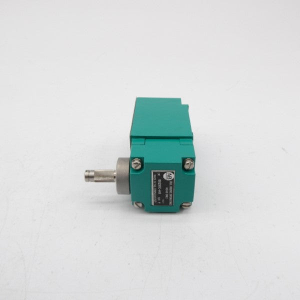 ALLEN BRADLEY 802MC-AJ1L1F SER. D 120VAC 60A (WH) NSMP