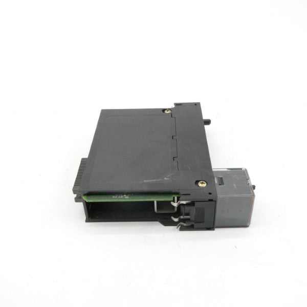 ALLEN BRADLEY 1756-OA16I SER. A F/W 2.1 24VDC REV. K01 NSNP
