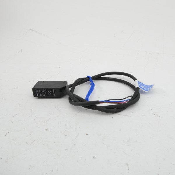 KEYENCE PZ-M31 12-24VDC (SHORT) NSMP