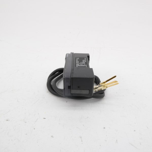 KEYENCE LV-21A 12-24VDC (AS PICTURED) NSMP